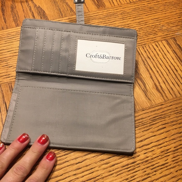 Wallet - Picture 2 of 3